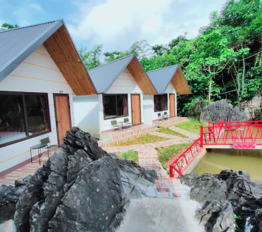 Ha Giang Wings Bungalow Restaurant