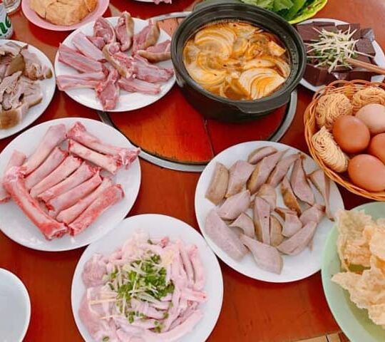 Quang Chinh Hieu Goat Hot Pot