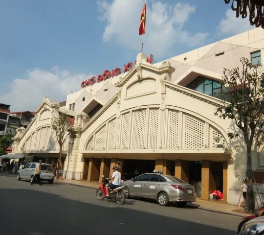 Dong Xuan Market