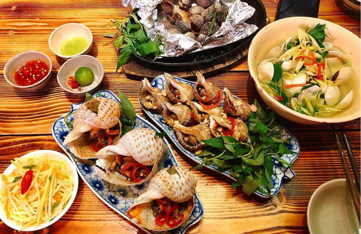 Exploring Ha Long Like a Local: A Guide to Ha Long City