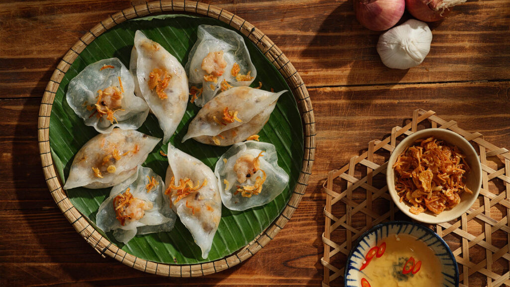 White Rose Dumplings are made from rice flour and filled with shrimp or pork.