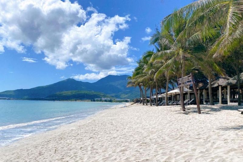 Doc Let Beach is one of the most relaxing Nha Trang beach destinations