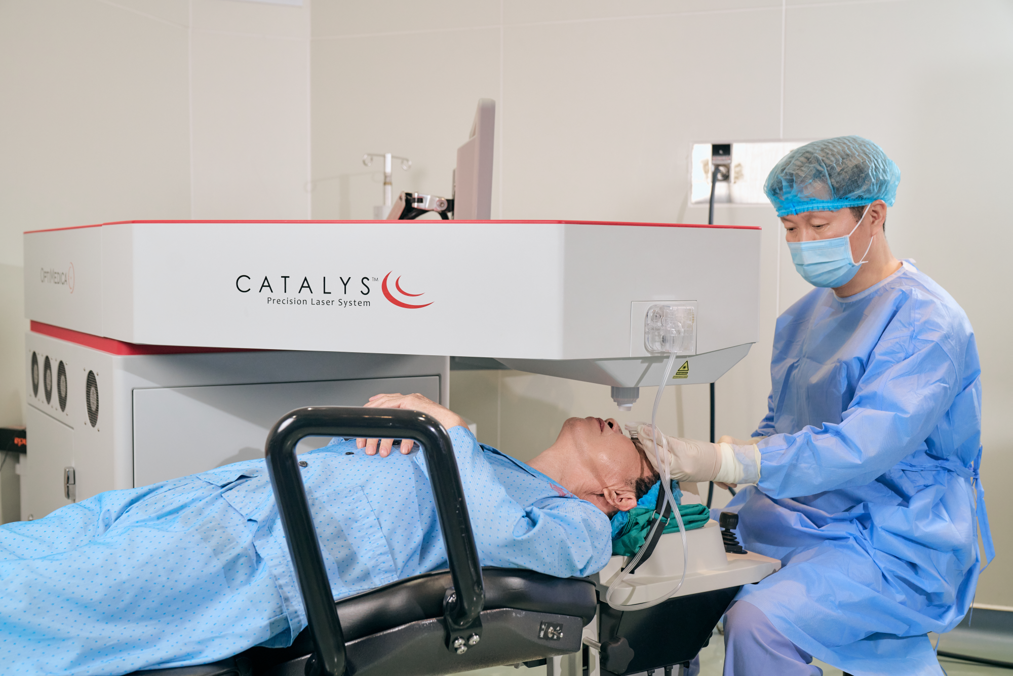 LASIK Surgery in HCMC: Top Clinics and Recovery Tips for Travelers