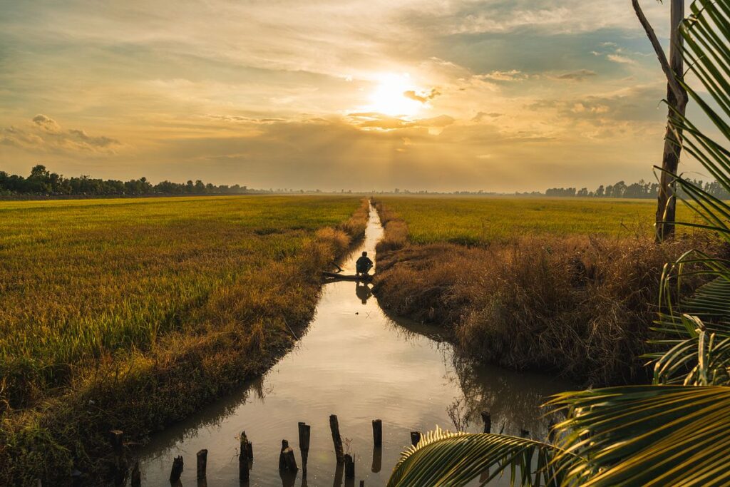 The region is often described as a “maze” of waterways